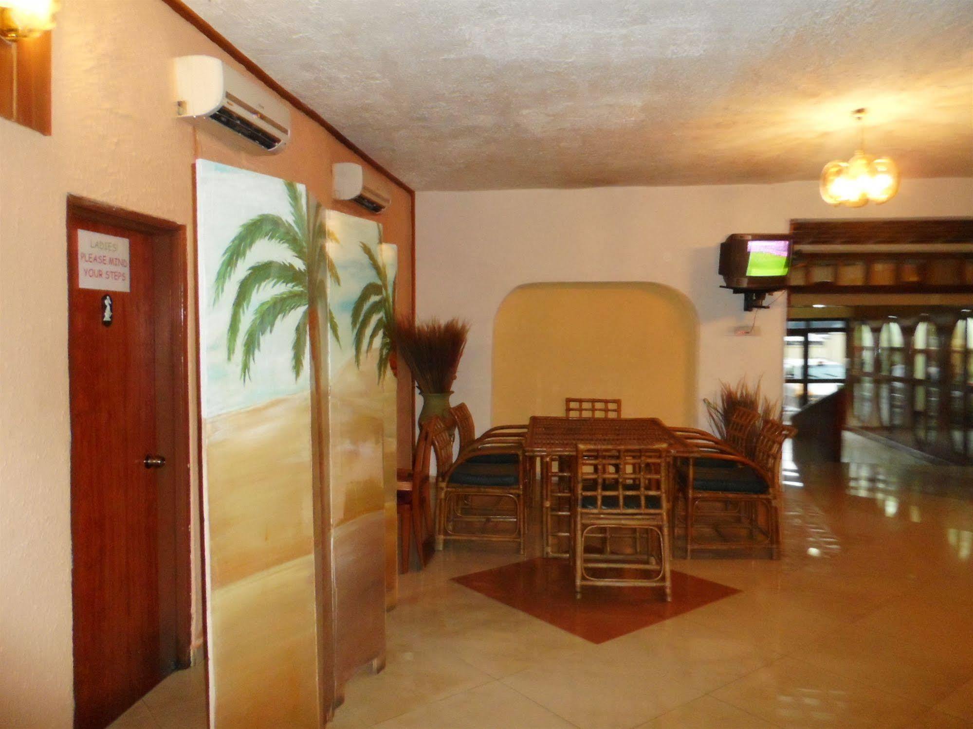 Hotel De Texas Kumasi Extérieur photo